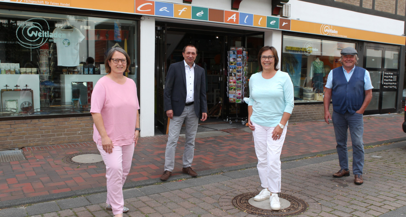 Faire Woche mit Tombola, Schokoladen-Verkostung, Modenschau und mehr: Café Aller und Weltladen Gifhorn feiern fünften Geburtstag