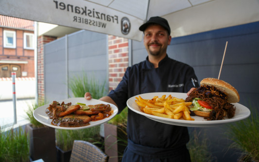 Fleischfanatiker, Vegetarier und Schleckermäuler kommen im Isenbütteler Hof alle auf ihre Kosten