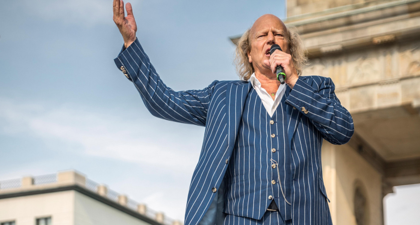 Für Arnulf Rating ist Politik Zirkus - Scharfe Zunge tritt am Mittwoch in Groß Schwülper auf