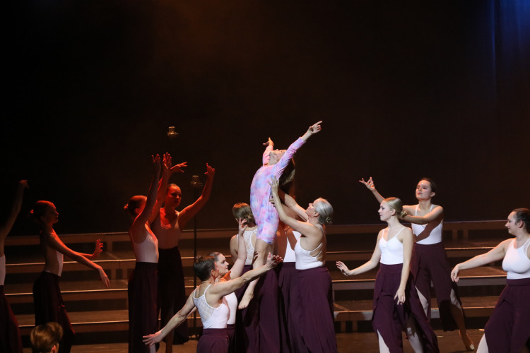 Für das Licht in der Nacht: Gifhorner Musical bringt Emmie Wegner aus Wahrenholz und Matilda Camehl aus Dannenbüttel in die Hauptrolle – Jetzt mit großer KURT-Bildergalerie