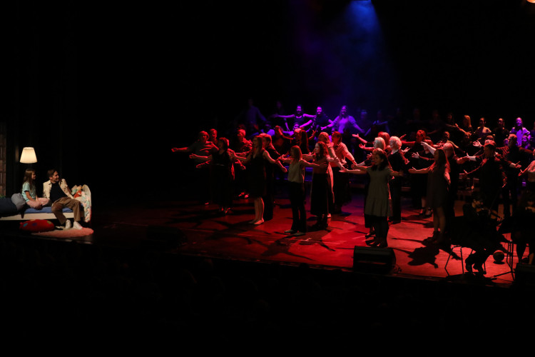 Für das Licht in der Nacht: Gifhorner Musical bringt Emmie Wegner aus Wahrenholz und Matilda Camehl aus Dannenbüttel in die Hauptrolle