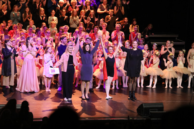 Für das Licht in der Nacht: Gifhorner Musical bringt Emmie Wegner aus Wahrenholz und Matilda Camehl aus Dannenbüttel in die Hauptrolle – Jetzt mit großer KURT-Bildergalerie