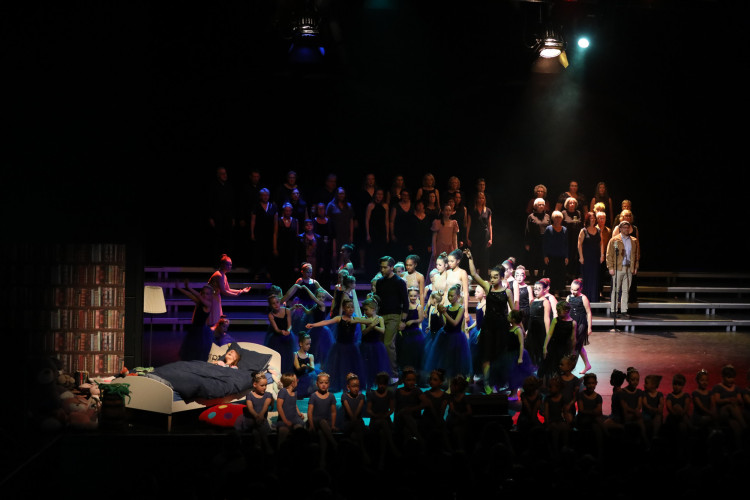 Für das Licht in der Nacht: Gifhorner Musical bringt Emmie Wegner aus Wahrenholz und Matilda Camehl aus Dannenbüttel in die Hauptrolle