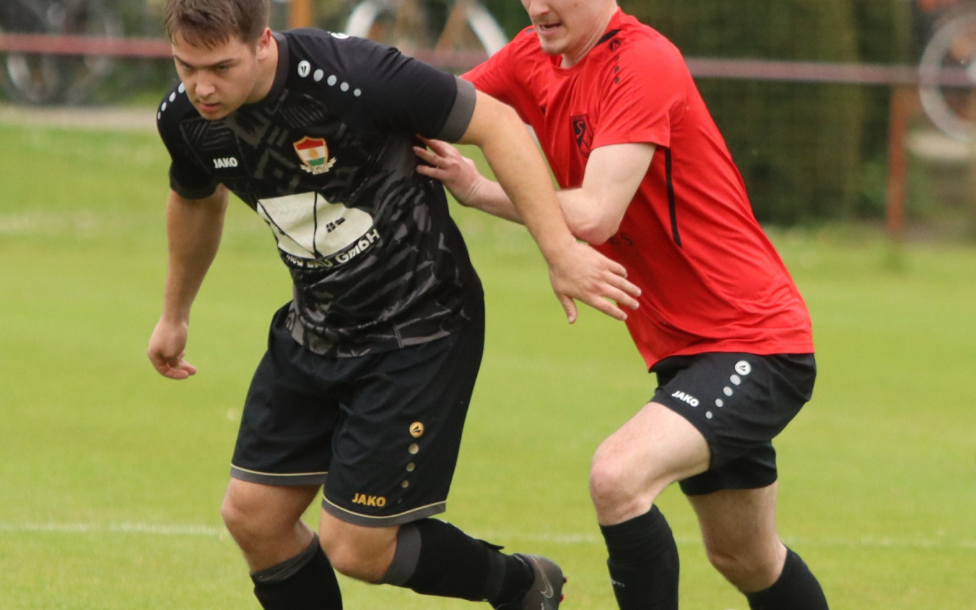 Fußball-Kreisliga: SV Welat kann den Abstieg noch abwenden, MTV Gamsen im Titelkampf weiter vorne