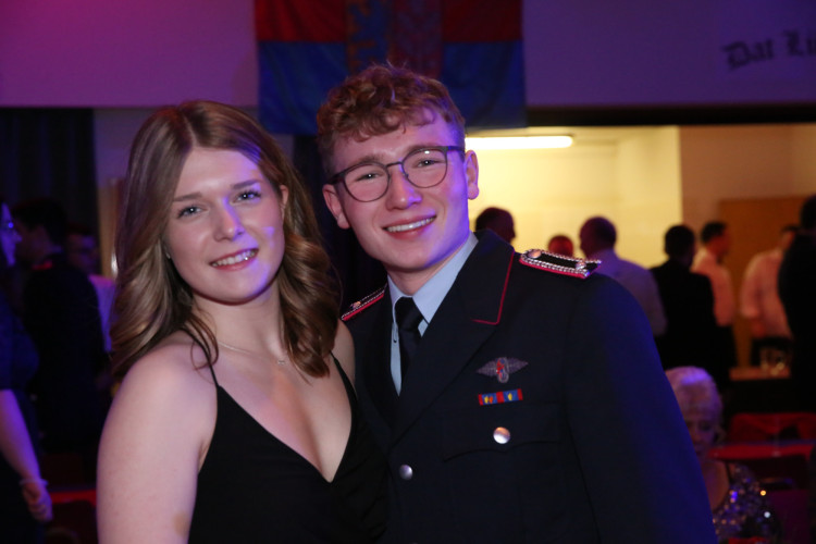 Gamsen feiert rauschenden Feuerwehrball - Hier sind die schönsten Fotos
