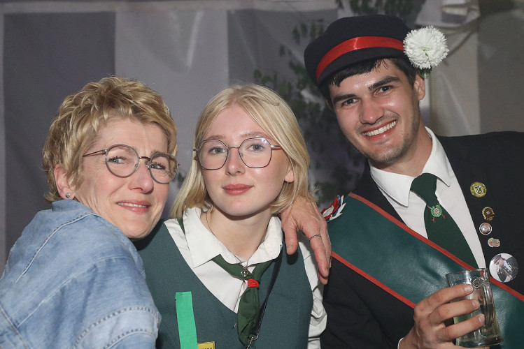 Gamsener Nächte sind lang – KURT zeigt die schönsten Fotos von einer sagenhaften Schützenfest-Partynacht