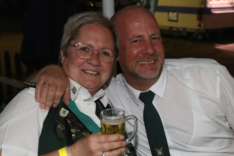 Gamsener Nächte sind lang – KURT zeigt die schönsten Fotos von einer sagenhaften Schützenfest-Partynacht