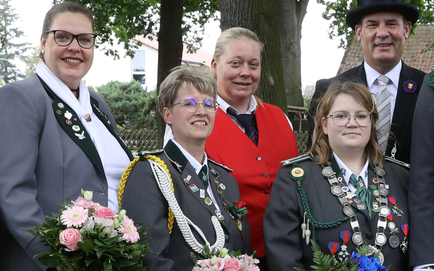 Gifhorn hat eine neue Damenkönigin: KURT stellt Euch Mareike Schulze und ihre drei Prinzessinnen vor