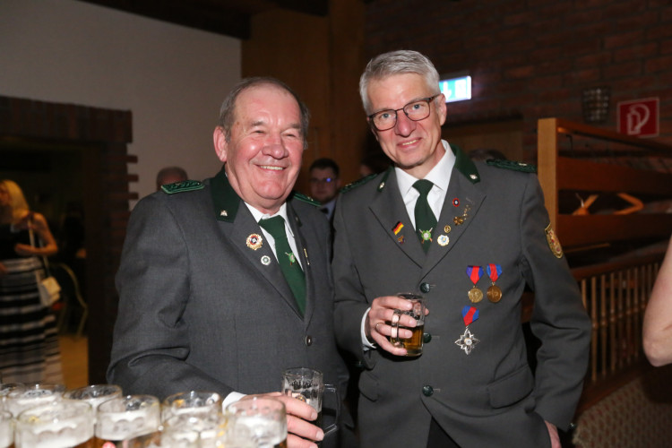 Gifhorn in Feierlaune: KURT zeigt Euch die schönsten Fotos vom Frühlingsball