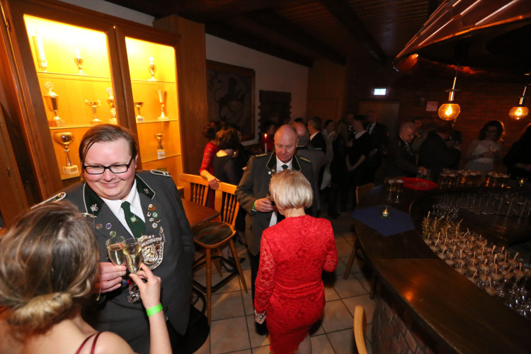 Gifhorn in Feierlaune: KURT zeigt Euch die schönsten Fotos vom Frühlingsball