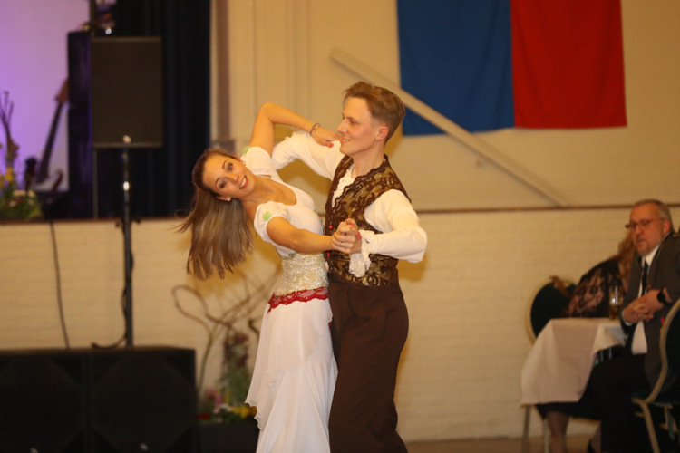 Gifhorn in Feierlaune: KURT zeigt Euch die schönsten Fotos vom Frühlingsball