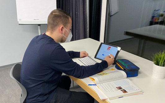 Gifhorner Integrationsprojekt bietet Schülern kostenfreien Computerarbeitsplatz