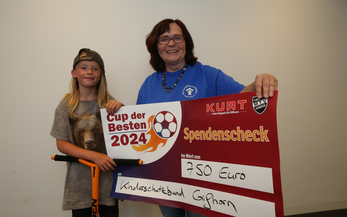 Gifhorner Kinderschutzbund freut sich über Spende vom Cup der Besten: Neue Scooter sollen angeschafft werden