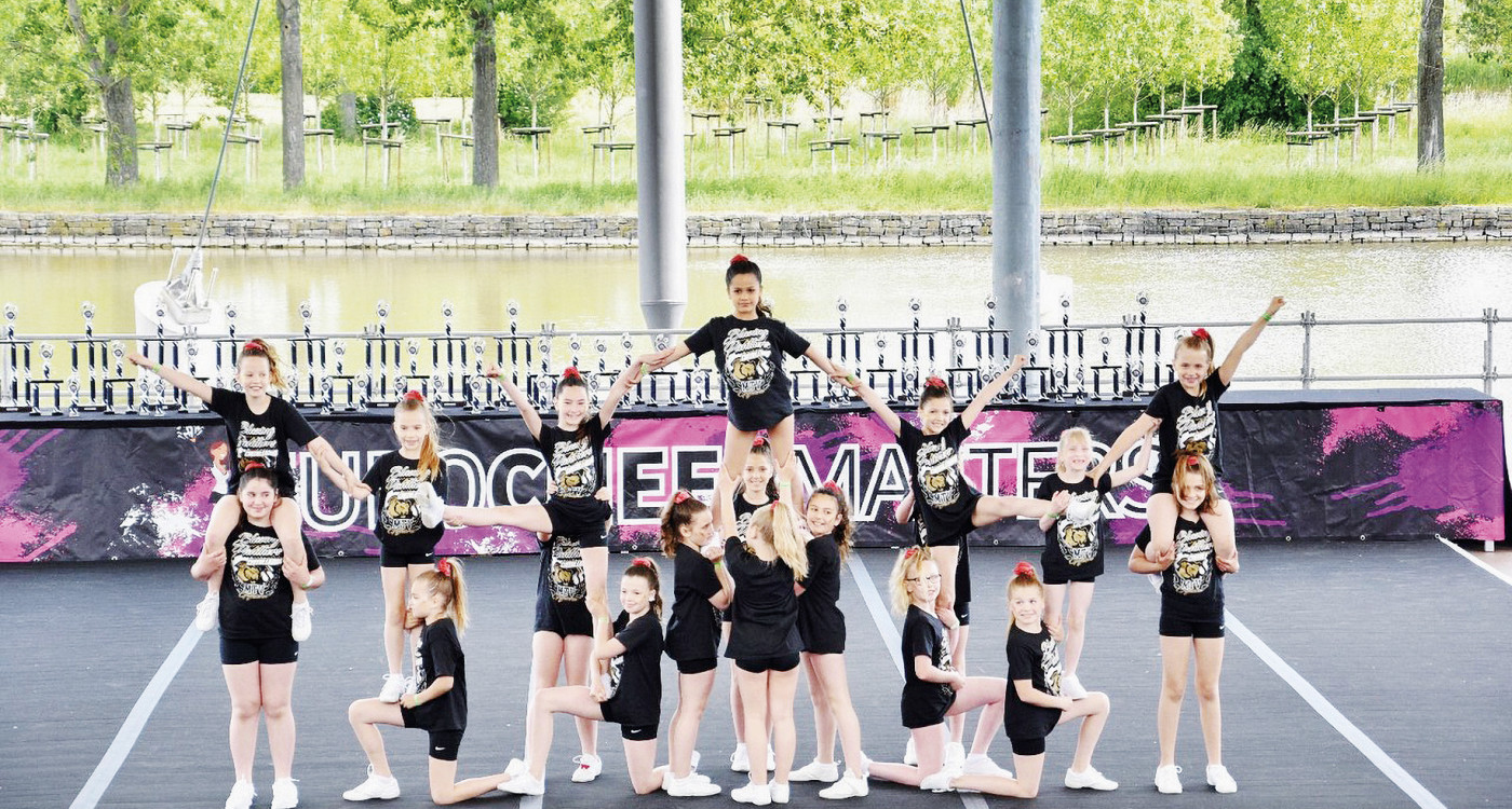 Gifhorns Cheerleader räumen kräftig ab – und fast 100 Fans jubeln mit