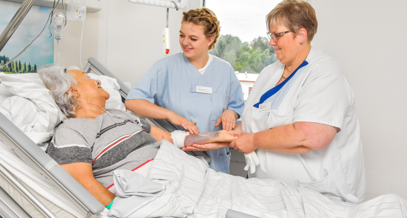 Gifhorns Helios-Klinikum sucht Nachwuchs: Hier können Azubis die vielen Facetten der Pflege kennenlernen