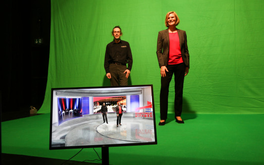 Gifhorns Stadthallen-Bühne wird zum Livestream-Studio - Digitale Tagungen und hybride Events nicht nur in Corona-Zeiten