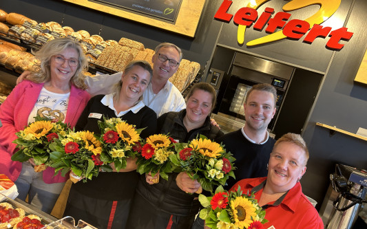 Glücksbrote sorgen für 6500-Euro-Spende: Bäckerei Leifert setzt für die Zukunft auf moderne Filialen und traditionelles Handwerk