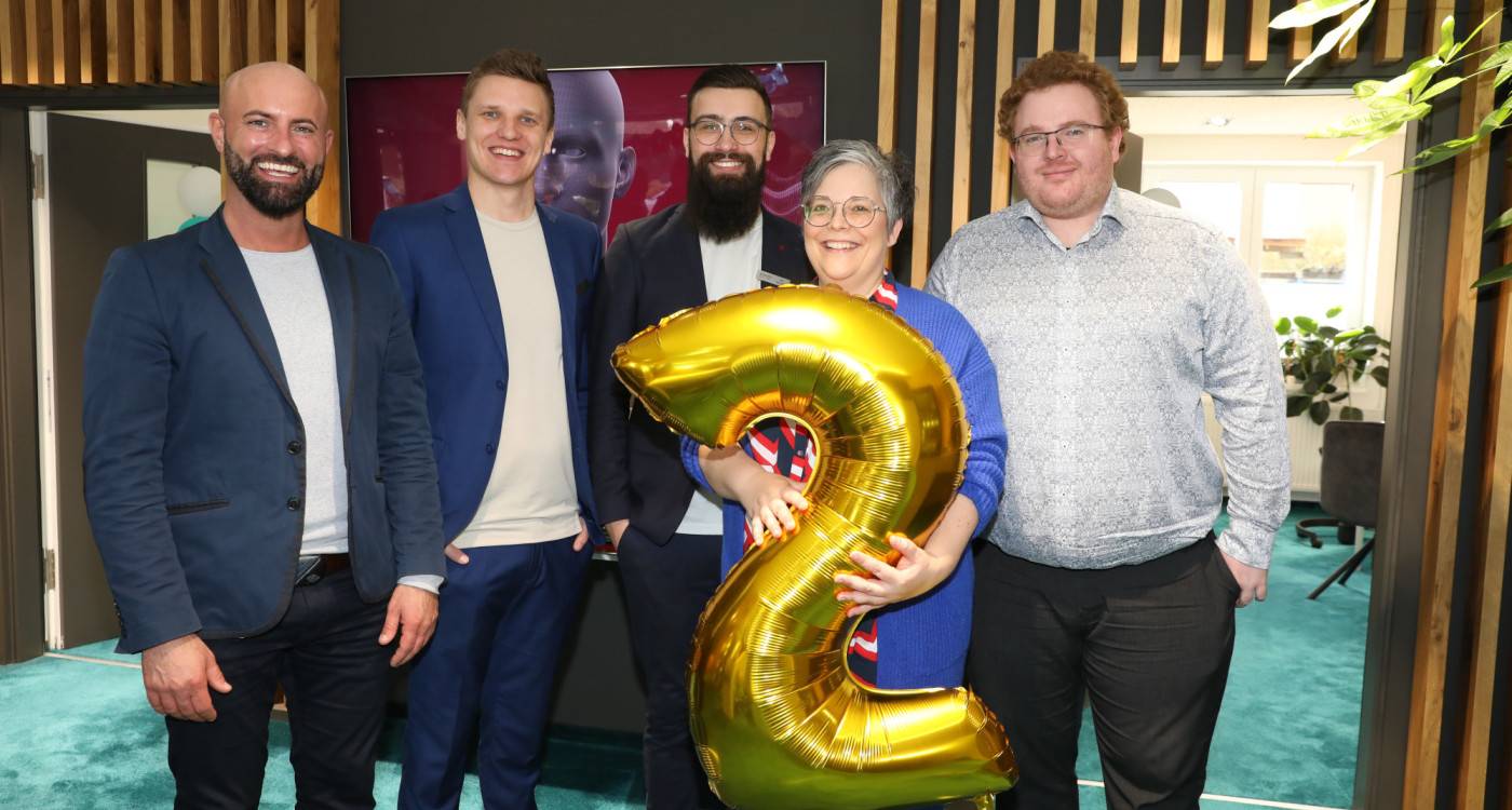 Große KURT-Bildergalerie für Tage der offenen Tür von JOVO Hörsysteme: Häppchen, Hörtest und leckere Cocktails bei Meisterbetrieb aus Gifhorn