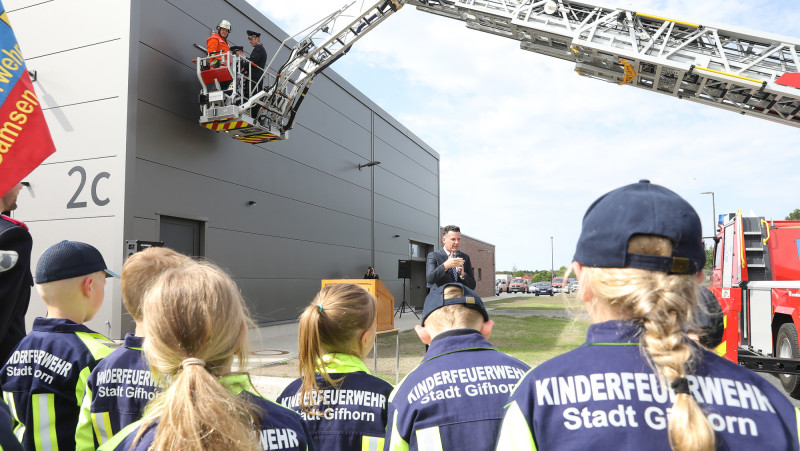 Große KURT-Bildergalerie: Passend zum 150-jährigen Bestehen ist die Feuerwehr Gamsen endlich ins neue Gerätehaus gezogen