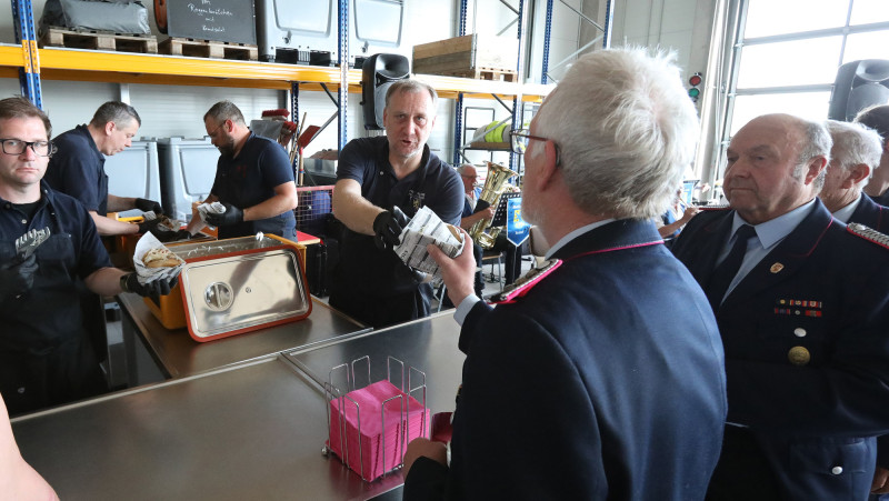 Große KURT-Bildergalerie: Passend zum 150-jährigen Bestehen ist die Feuerwehr Gamsen endlich ins neue Gerätehaus gezogen