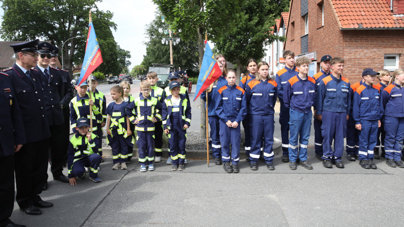 Große KURT-Bildergalerie: Passend zum 150-jährigen Bestehen ist die Feuerwehr Gamsen endlich ins neue Gerätehaus gezogen