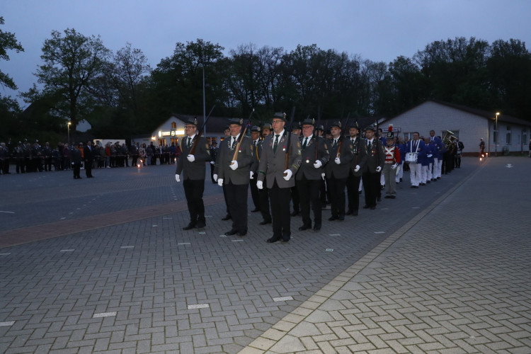 Großer Zapfenstreich auf dem Gifhorner Schützenplatz: Wir zeigen Euch die besten Bilder