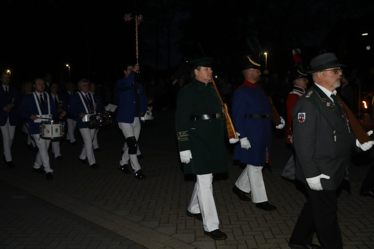 Großer Zapfenstreich auf dem Gifhorner Schützenplatz: Wir zeigen Euch die besten Bilder