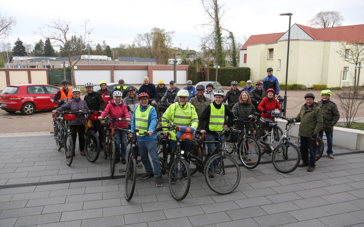 Gut, dass ich das nicht Malte habe machen lassen: KURT-Fahrradfuchs Mia Anna Elisabeth Timmer hat die Gifhorner ADFC-Feierabendradtour bewältigt