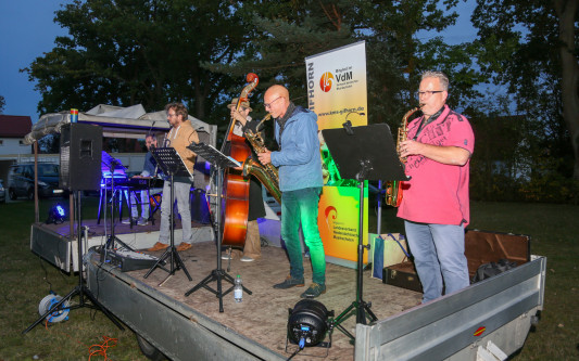 Das gab's ja hier noch nie: GWG-Mieter finden Hänger-Konzerte der Kreismusikschule Gifhorn außerordentlich gut