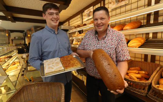 Handwerk nach bewährtem Familienrezept: Die Kästorfer Bäckerei Lüdde bietet Backwaren vom Brot bis zur Hochzeitstorte