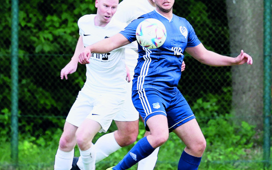 Heiße Nachbarschaftsduelle in Flettmar: Zum fünften Mal richtet der TSV Flettmar sein Fußball-Vorbereitungsturnier um den Thöling-&- Döring-Cup aus