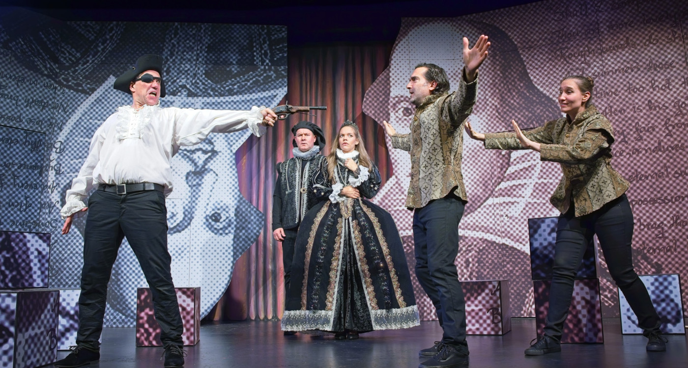 Hier feiert die ganze Familie ihre Adventszeit: Vier grandiose Stücke in der Braunschweiger Komödie am Altstadtmarkt