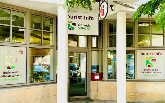 Hier gibt‘s Insidertipps und Inspiration: Die Gifhorner Tourist-Info hilft Einheimischen und Besuchern unserer Stadt gerne weiter