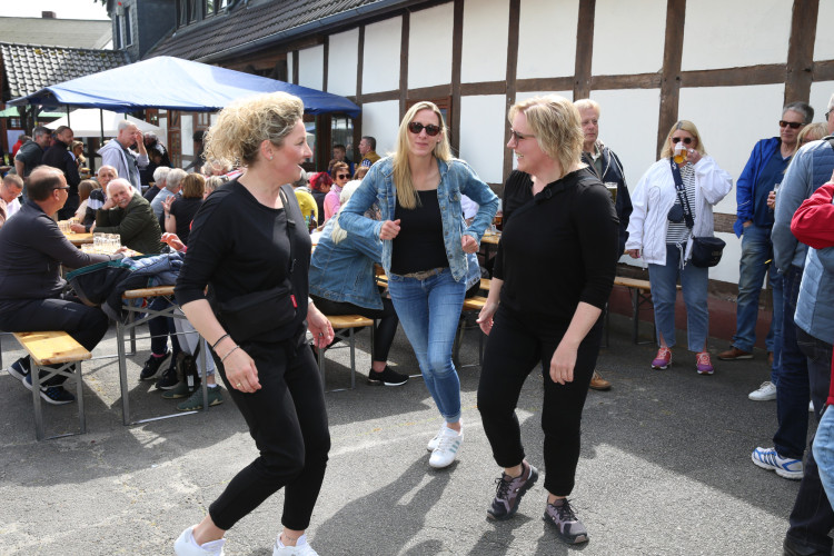Hier kommen die schönsten Fotos vom Himmelfahrts-Hoffest beim Deutschen Heinrich in Wilsche