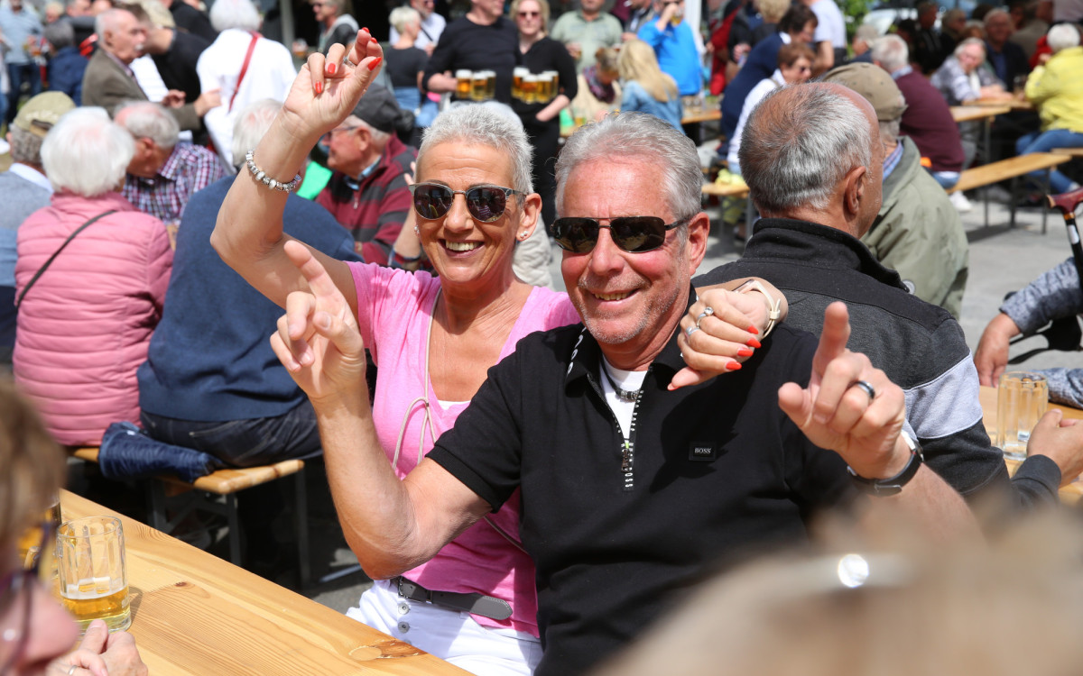 Hier kommen die schönsten Fotos vom Himmelfahrts-Hoffest beim Deutschen Heinrich in Wilsche