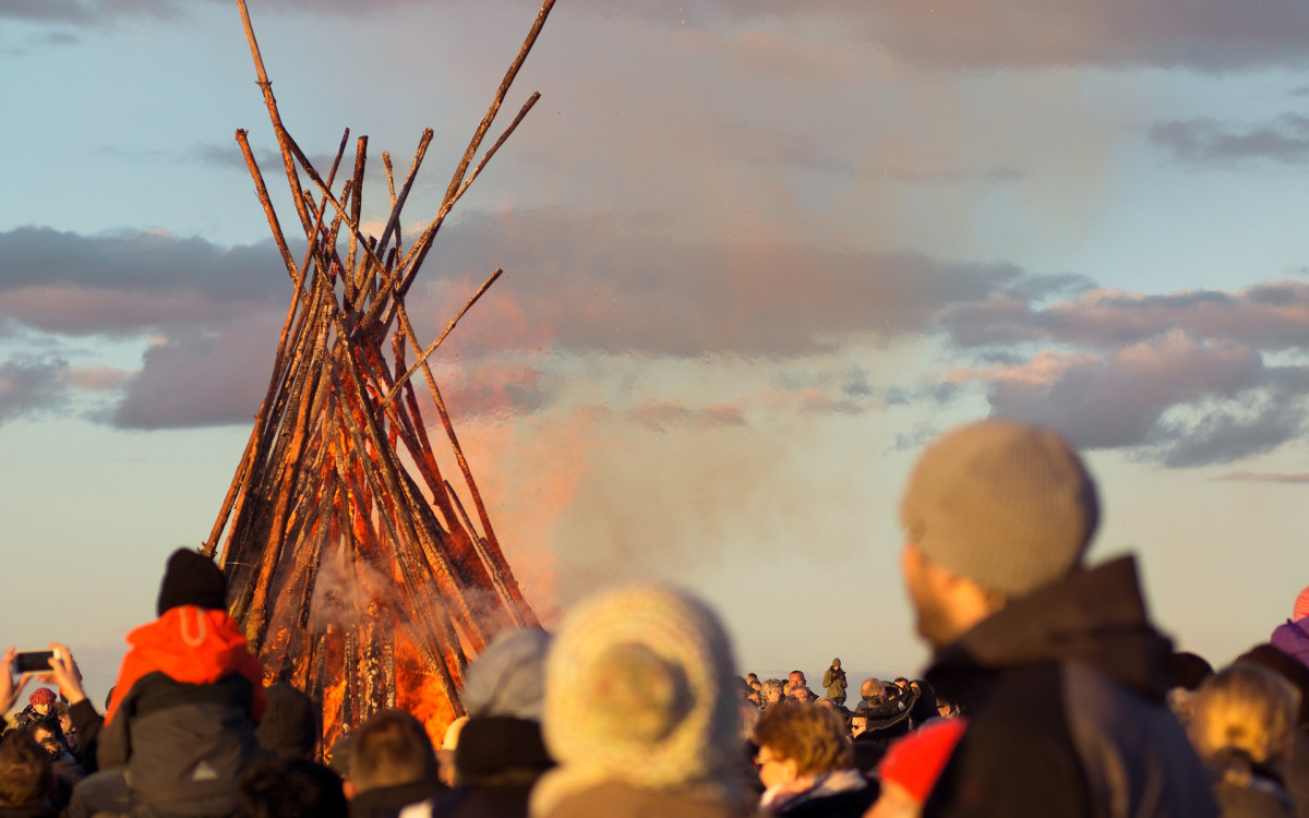 Hier lodern die Osterfeuer bei Gemeinschaft und Geselligkeit: Die Termine und Treffpunkte in und um Gifhorn