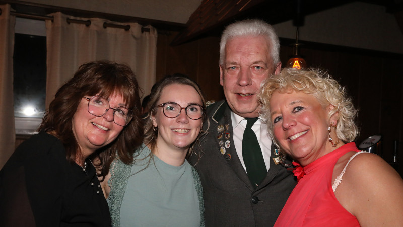 Hier sind die schönsten Fotos vom Frühlingsball des Gifhorner Bürgerschützenkorps