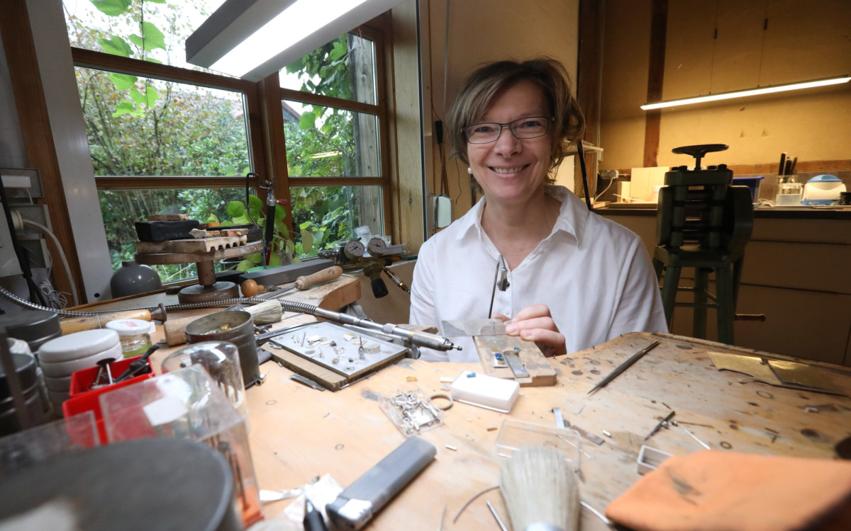 Ich freue mich jeden Tag auf meine Arbeit: Beate Fritz und ihr Goldschmiedeatelier feiern 20-jähriges Bestehen in Gifhorn