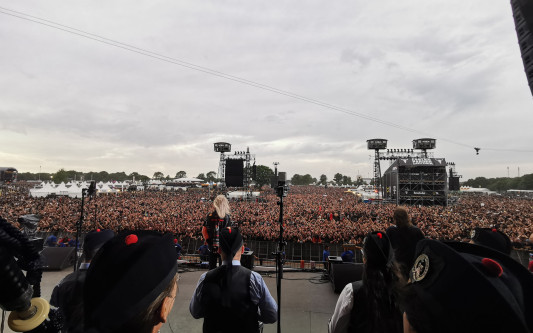 Ich musste mich daran erinnern, kein Gott zu sein - Gifhorns Dudelsackspieler Alexandra Scheckel und Tom Zimball spielten in Wacken vor 80.000 Menschen