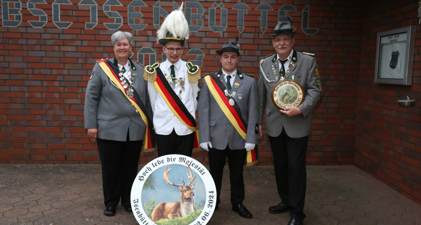 Ich versuche, für die Jungen ein Vorbild zu sein: Der Isenbütteler Melvin Küster (23) ist eine der jüngsten Majestäten im Landkreis
