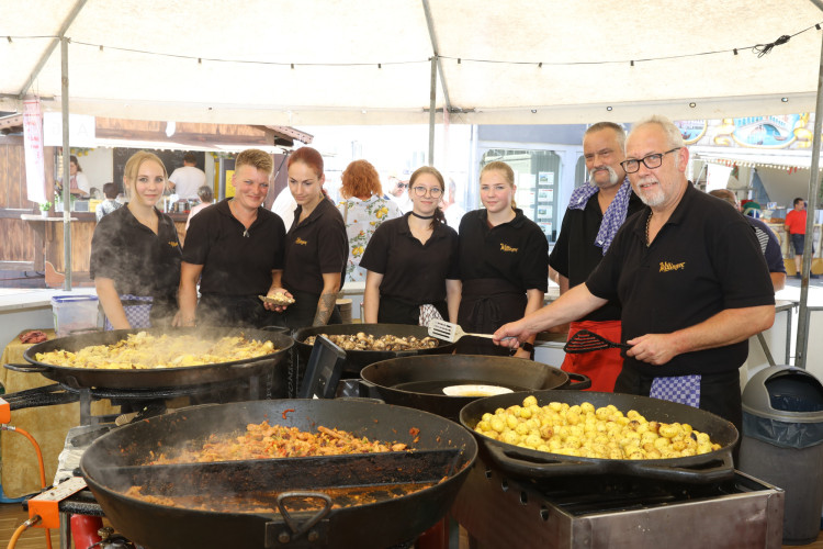 Ihr seid die Retter unseres Altstadtfestes: Wie Mitarbeiter und Freiwillige drei Tage Vollpower gaben