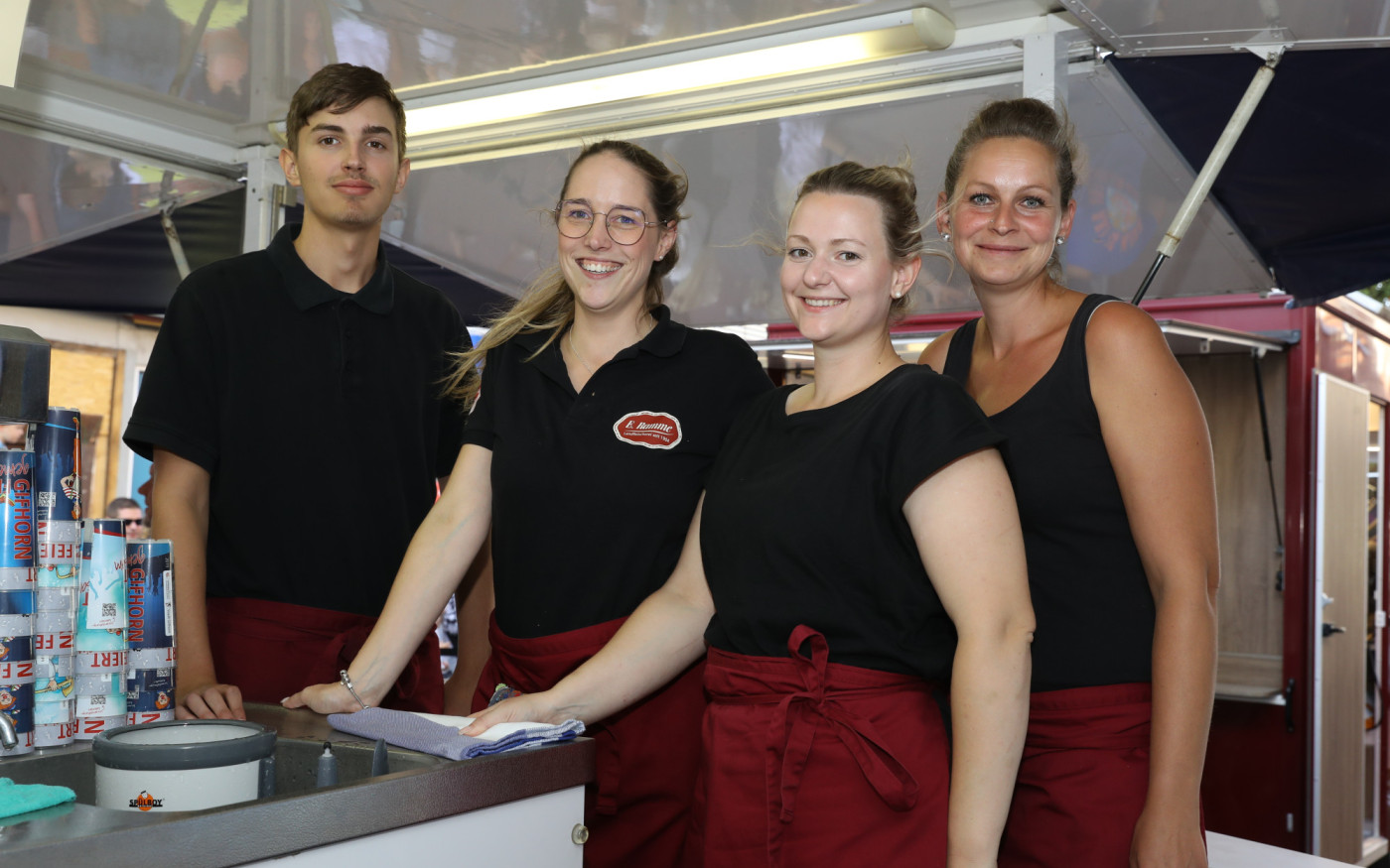 Ihr seid die Retter unseres Altstadtfestes: Wie Mitarbeiter und Freiwillige drei Tage Vollpower gaben