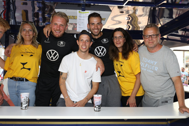 Ihr seid die Retter unseres Altstadtfestes: Wie Mitarbeiter und Freiwillige drei Tage Vollpower gaben