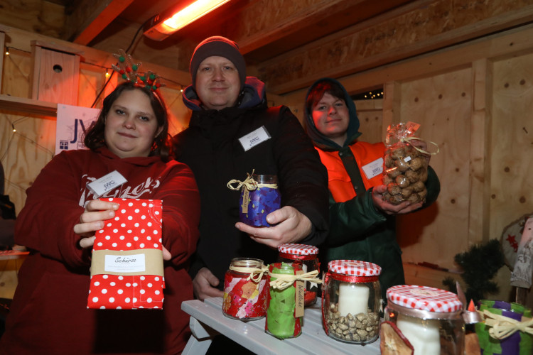 In KURTs Bildergalerie: So viel Freude macht der Gifhorner Weihnachtsmarkt 2023