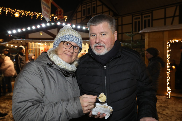 In KURTs Bildergalerie: So viel Freude macht der Gifhorner Weihnachtsmarkt 2023