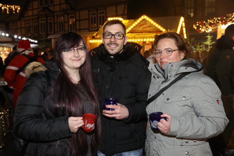 In KURTs Bildergalerie: So viel Freude macht der Gifhorner Weihnachtsmarkt 2023