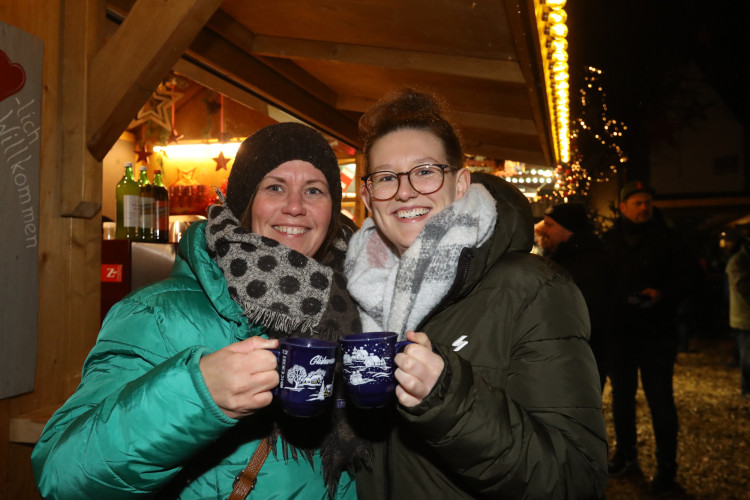 In KURTs Bildergalerie: So viel Freude macht der Gifhorner Weihnachtsmarkt 2023