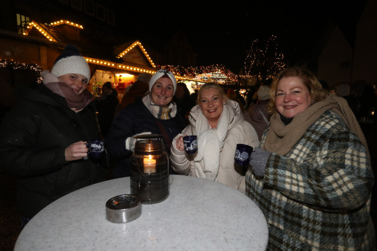 In KURTs Bildergalerie: So viel Freude macht der Gifhorner Weihnachtsmarkt 2023