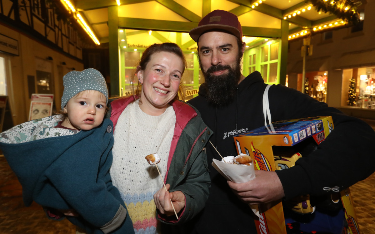 In KURTs Bildergalerie: So viel Freude macht der Gifhorner Weihnachtsmarkt 2023