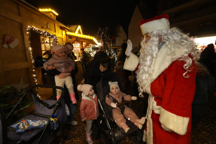 In KURTs Bildergalerie: So viel Freude macht der Gifhorner Weihnachtsmarkt 2023